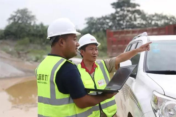 ����(w��)�N(xi��o)�۽�(j��ng)�����A܊�����b�ۺ󹤳̎��������ڽ�����ͨ